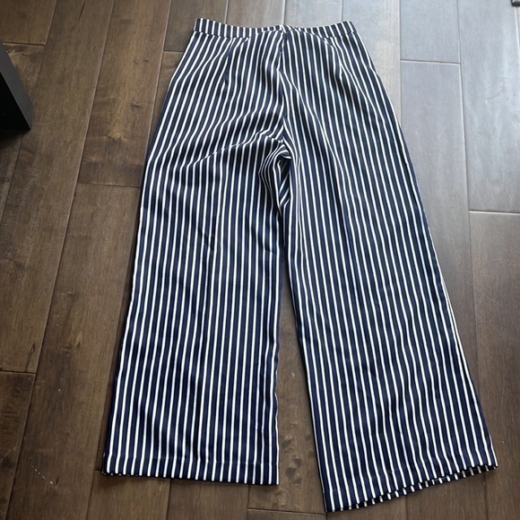 Navy and white limelight dress pants, lightweight, size small - Picture 3 of 4